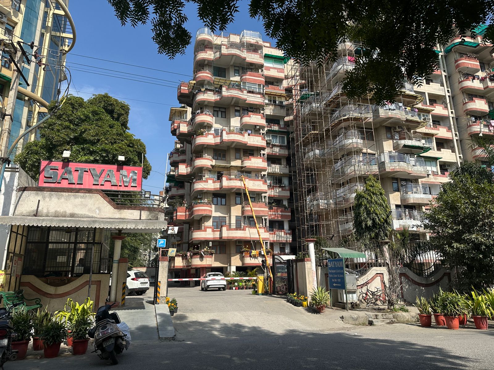 3 BHK Floor in Apartment